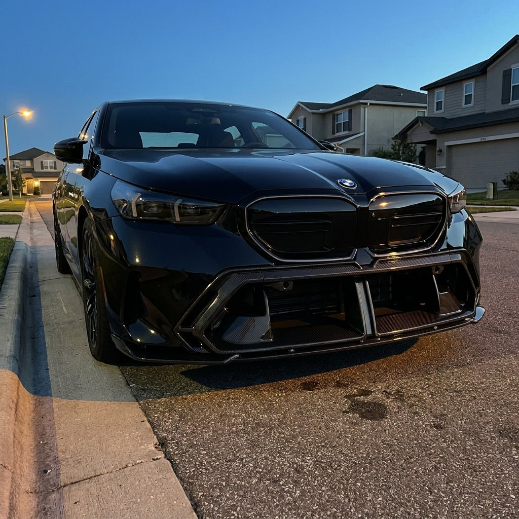 BMW G90 M5 Dry Carbon Fiber Lower Kidney Grille